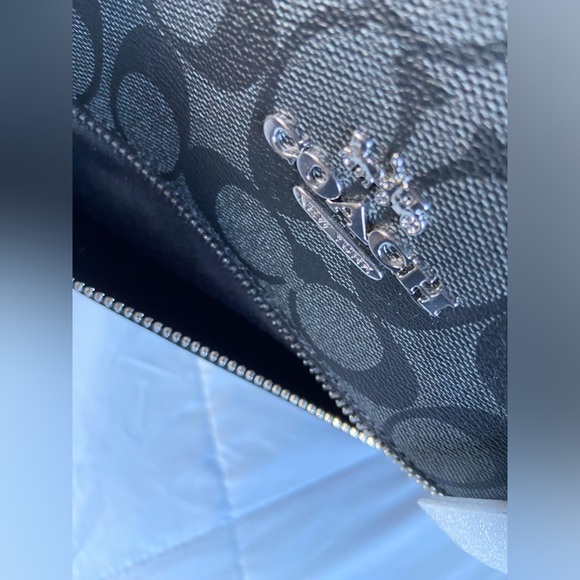 🏷️ COACH BLACK BAG~BRAND NEW WITH TAGS AND INSIDE SHIPPING BAG! - Picture 6 of 11